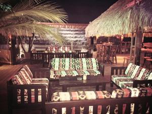 Party at Beach Bar MEXO