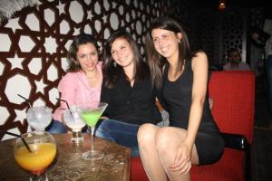 Party with FRIENDS !