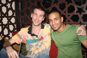 Party with FRIENDS !