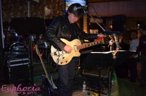 Party with WHATS UP Live Band 
