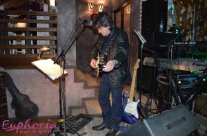 Party with WHATS UP Live Band 