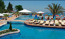 Food & Cocktail Bar "LUCKY EYE" Golden Sands