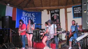 THE FUNNY PUB