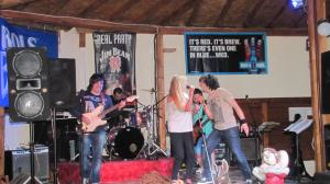 THE FUNNY PUB