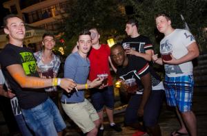 Party at Beach Bar VIKING