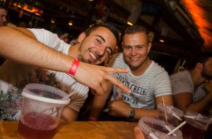 Party at Beach Bar VIKING