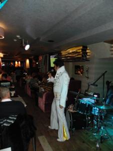 Live ELVIS Show