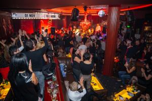 VASIL NAIDENOV Live