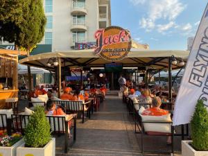 Bar &amp; Diner JACK`S Sunny Beach