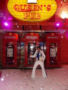 ELVIS SHOW !