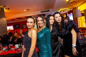 Party with SOFI MARINOvA