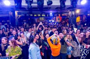 Party with SOFI MARINOvA
