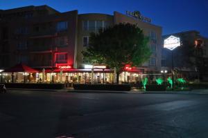 ZERO By Night