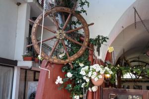 Bar &amp; Dinner MUSIC BOX Nessebar