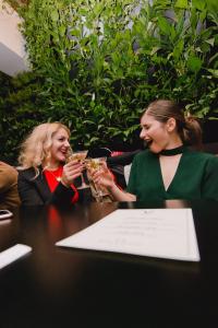 V BAR София Grand Opening