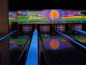 BOWLING PLAYGROUND 