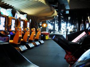GAMES PLAYGROUND