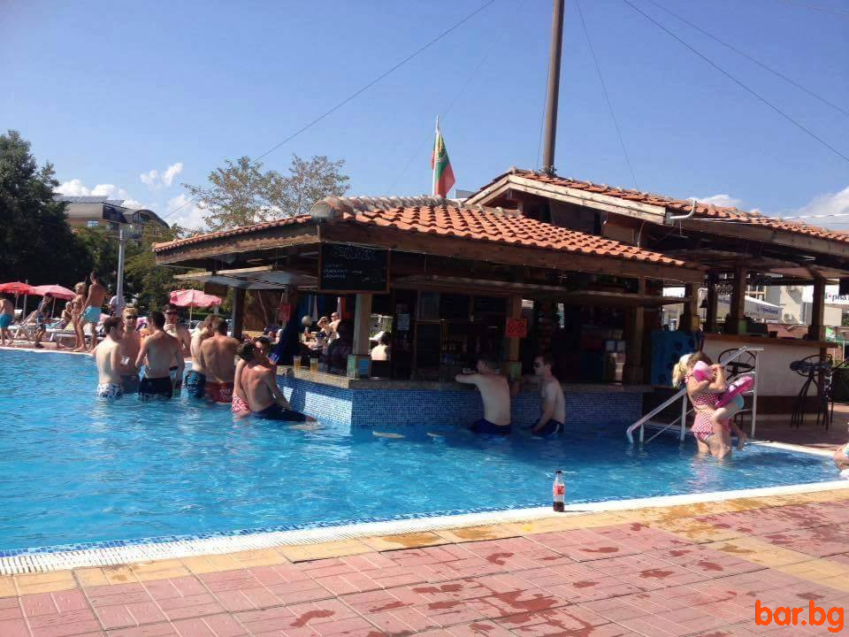Pool Bar POMORIE Слънчев Бряг