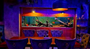 Bar & Dinner BIZARRE