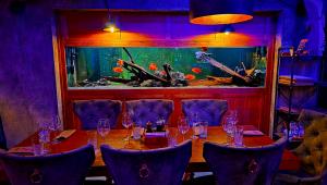 Bar & Dinner BIZARRE