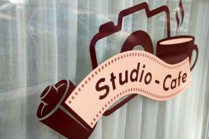 STUDIO CAFE