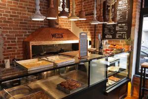 MEZZA GRILL 
