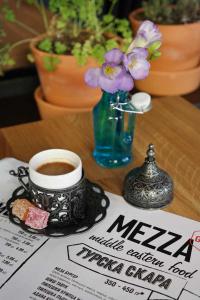 MEZZA GRILL 