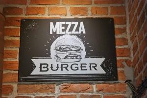 MEZZA Food