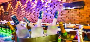 Drinks Food Bar Music UMBRELLA