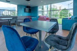 Shisha Lounge Bar &amp; Dinner HUKKA HOUSE