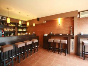 Bar & Dinner ELIDIS