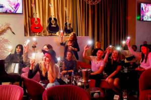 Party with DARA EKIMOVA