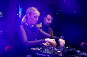 Party with VERA RUSSO