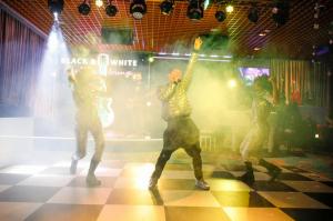 Party with EXPOSE TEAM