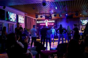 Party with TORINO & PASHATA