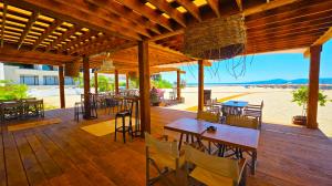 Beach Bar