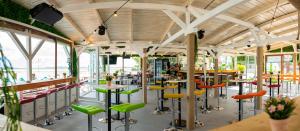 SAHRA LOUNGE