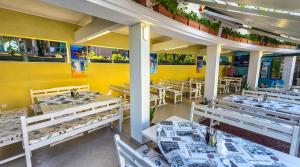 Pool Bar & Dinner EXCELSIOR