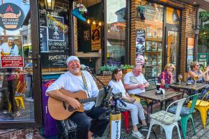 Live Music